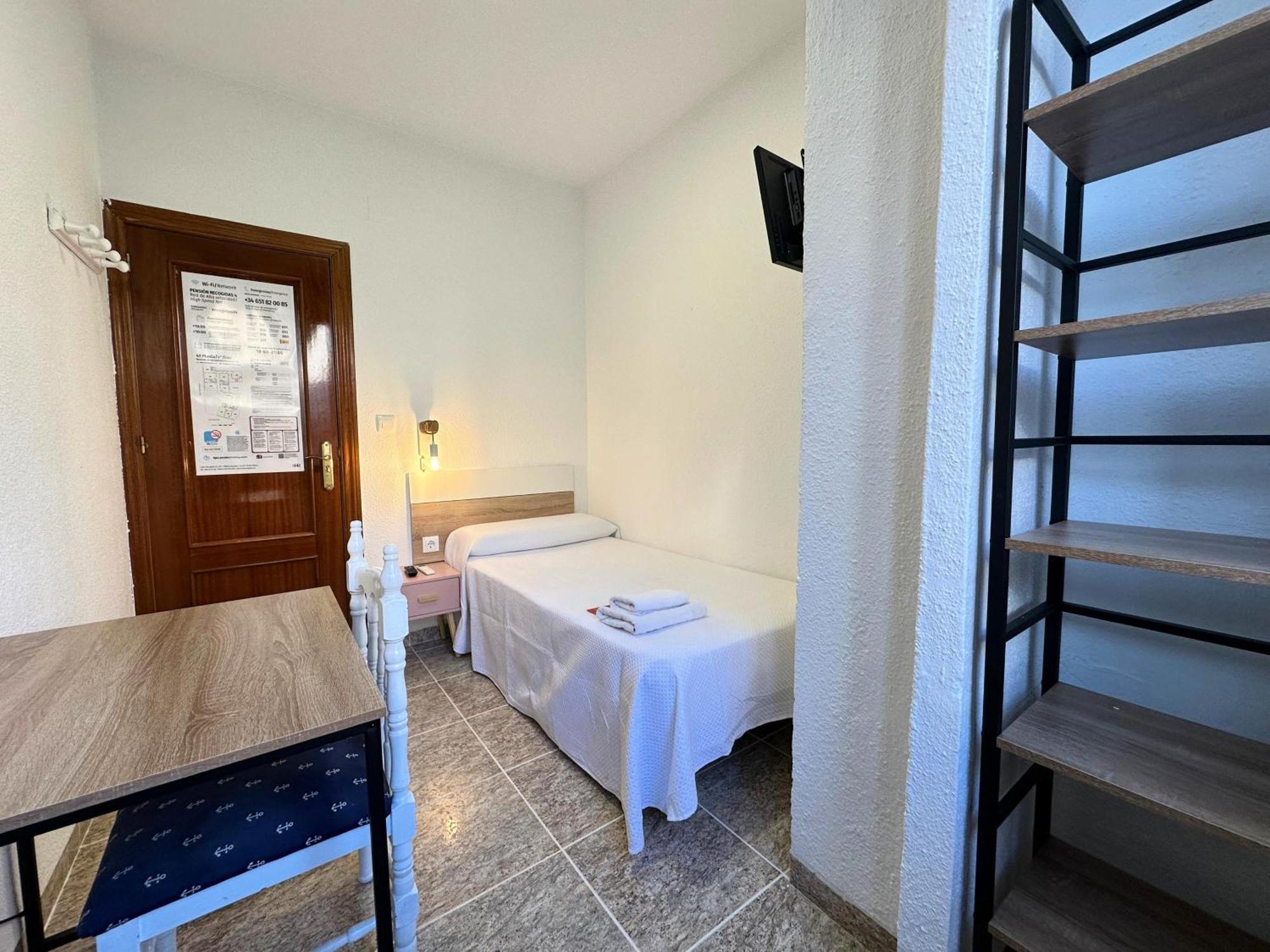 Pension Recogidas Granada Luaran gambar